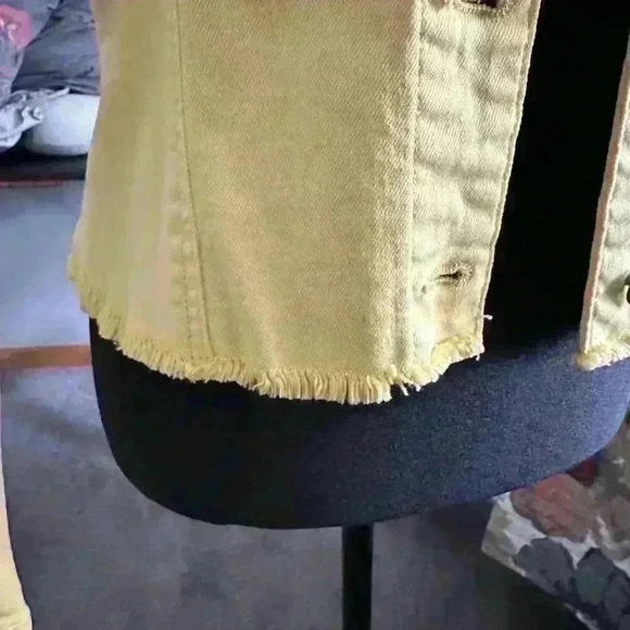 Kut from the Kloth Kara Sunflower jacket- size S - Picture 4 of 5